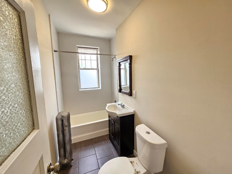 388 Bloomfield Ave #305A - Photo 3 of 4