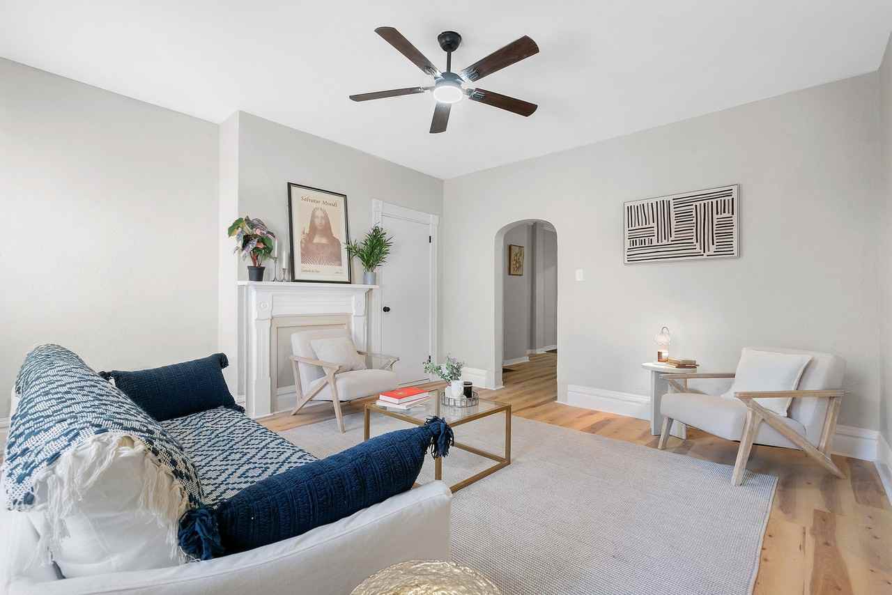 1123 Brabec St - Photo 6 of 19