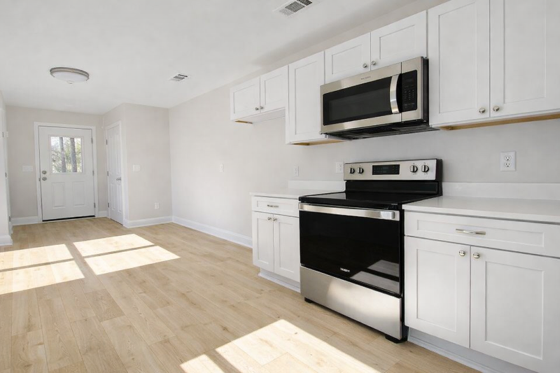 5654 Falcon Way - Photo 7 of 8