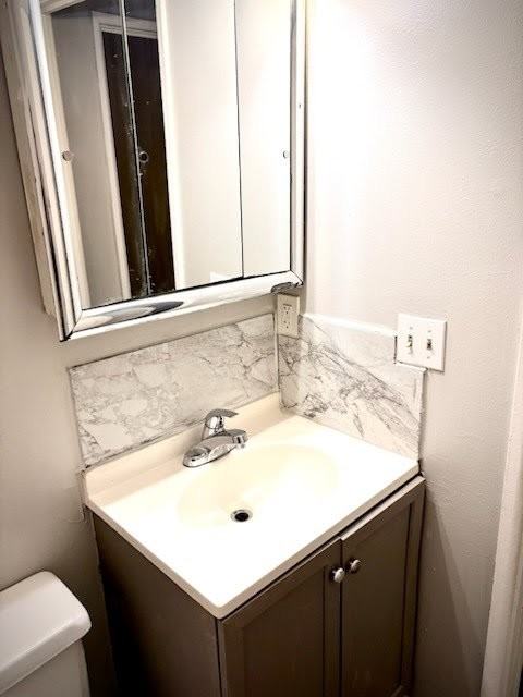 2324 Iroll Ave #4 - Photo 2 of 9