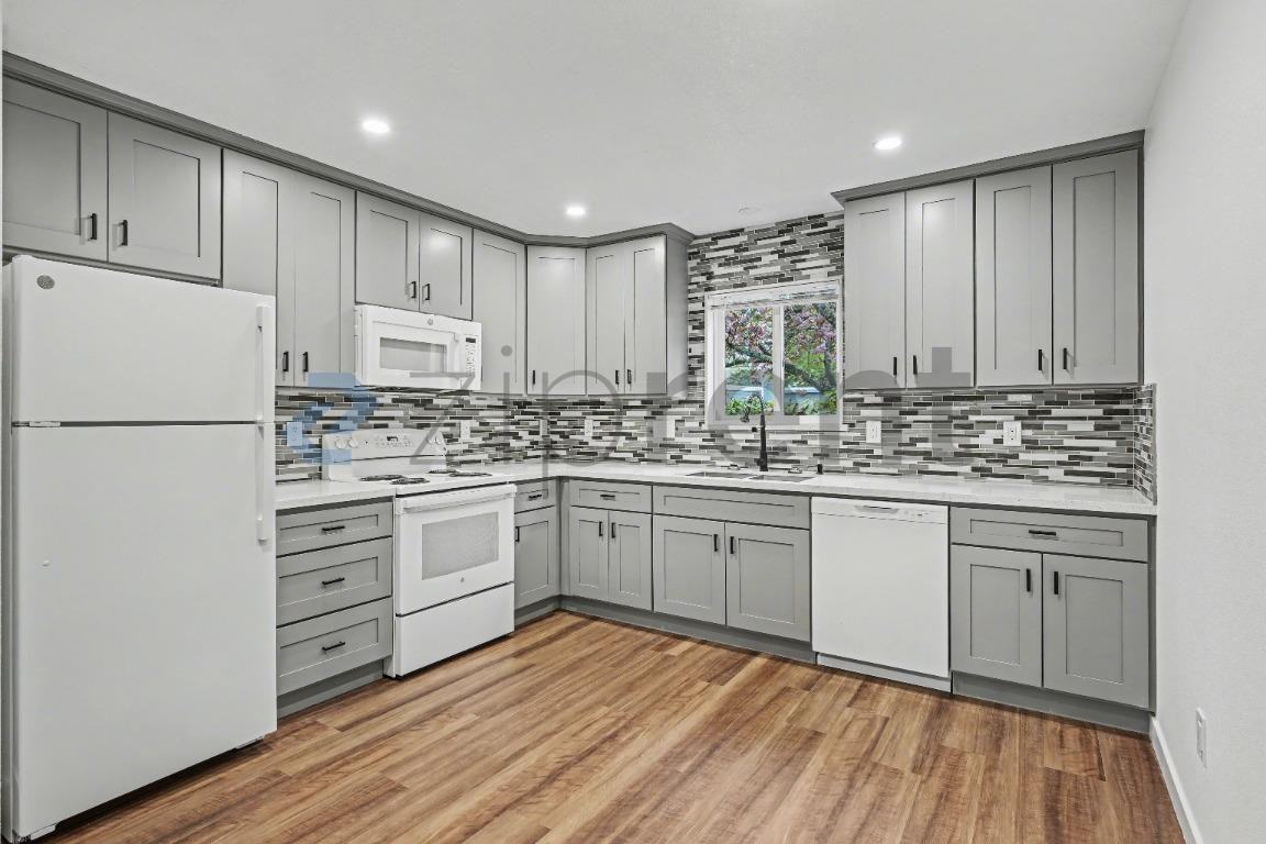 2742 Se 138th Ave #129 - Photo 7 of 18