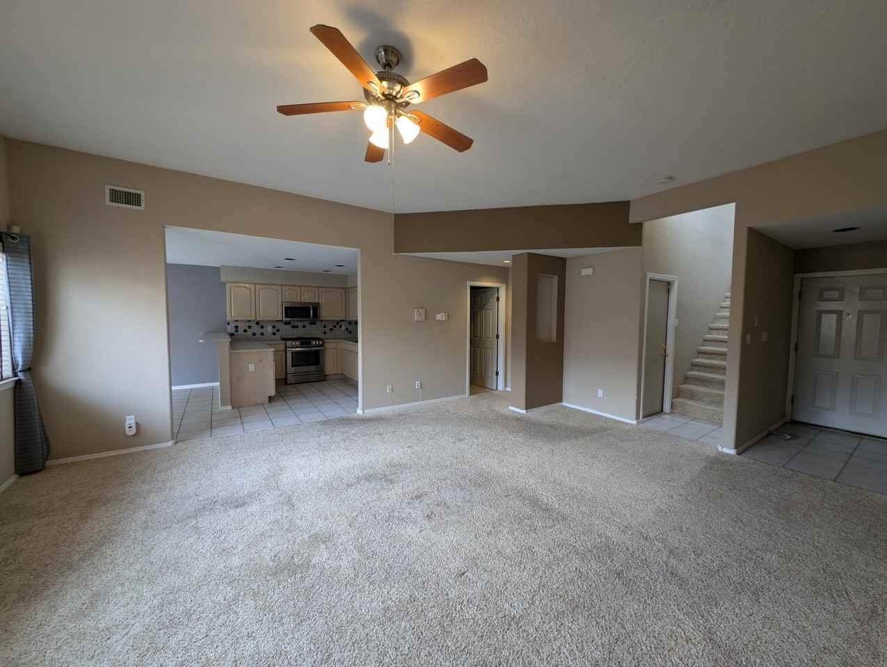 542 Pinon Creek Rd Se - Photo 3 of 11