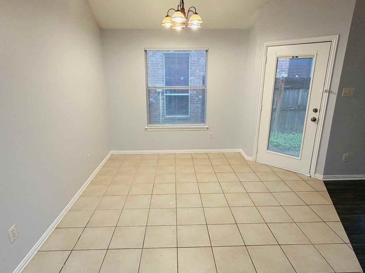 5832 Swords Dr - Photo 7 of 14