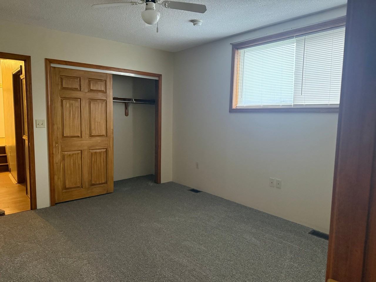 222 Scottwood Ave #B - Photo 2 of 6