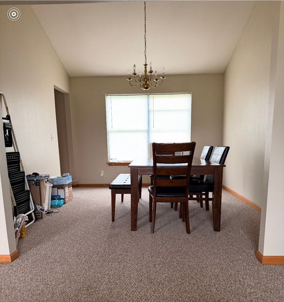 7079 Sue Ct - Photo 6 of 13