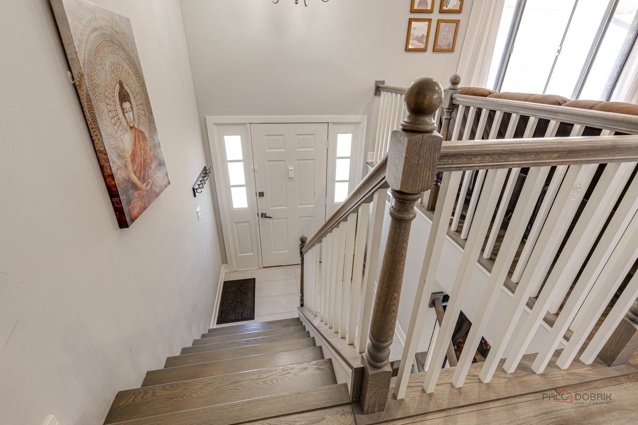 1171 Saylesville Ln - Photo 3 of 20