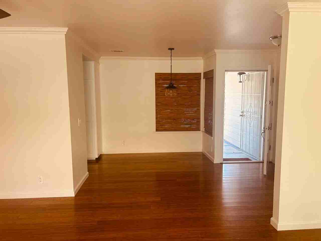 1916 Felice Dr - Photo 4 of 20