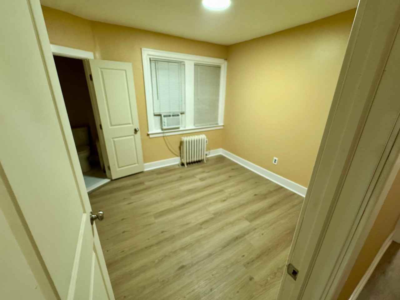 4927 Wissahickon Ave #2 - Photo 7 of 19