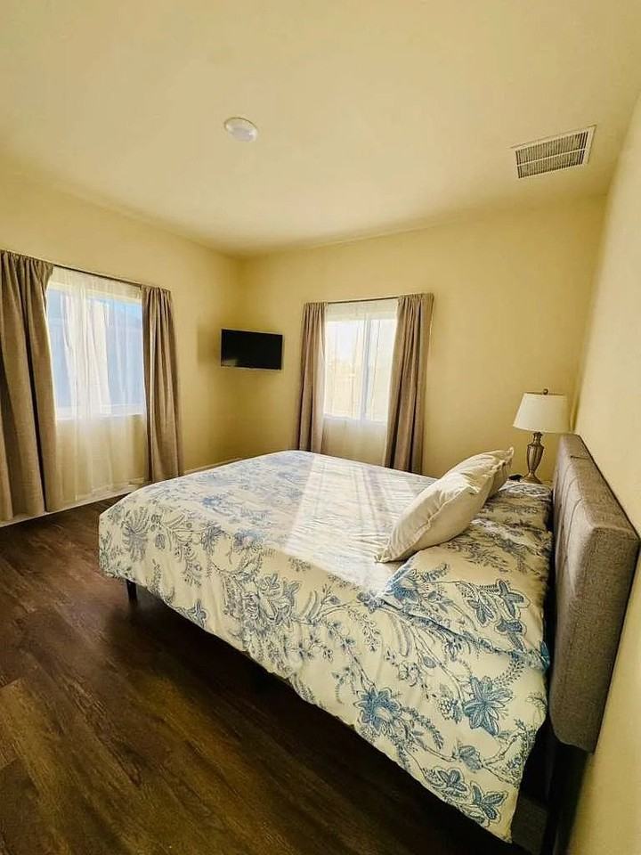 314 N 6th St - Photo 4 of 9