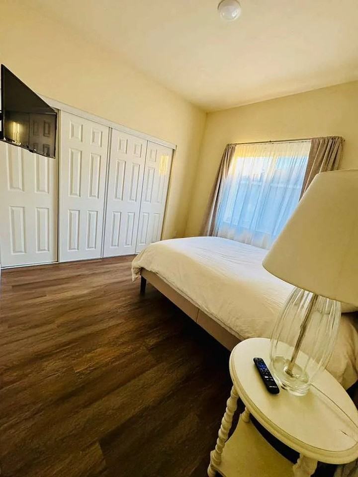 314 N 6th St - Photo 5 of 9