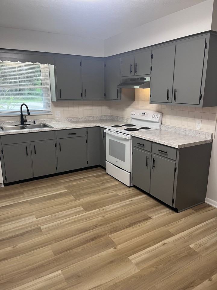 3300 Twin Hills St Nw #3300 - Photo 3 of 10