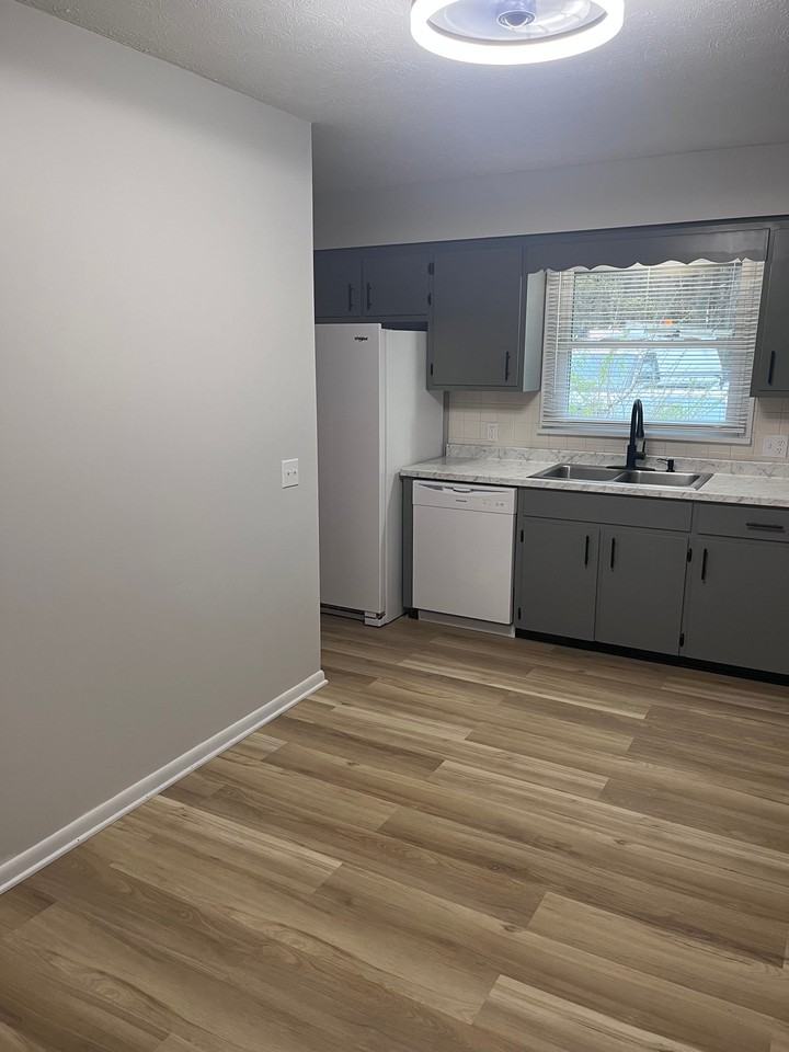 3300 Twin Hills St Nw #3300 - Photo 4 of 10