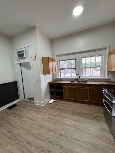 2505 Cleveland Ave #E - Photo 3 of 8