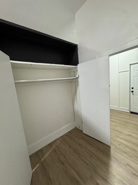 2505 Cleveland Ave #E - Photo 5 of 8