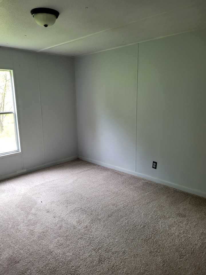 196 Phoenix Dr #196 - Photo 7 of 8