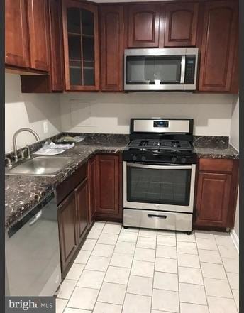 5106 F St Se #8 - Photo 5 of 13