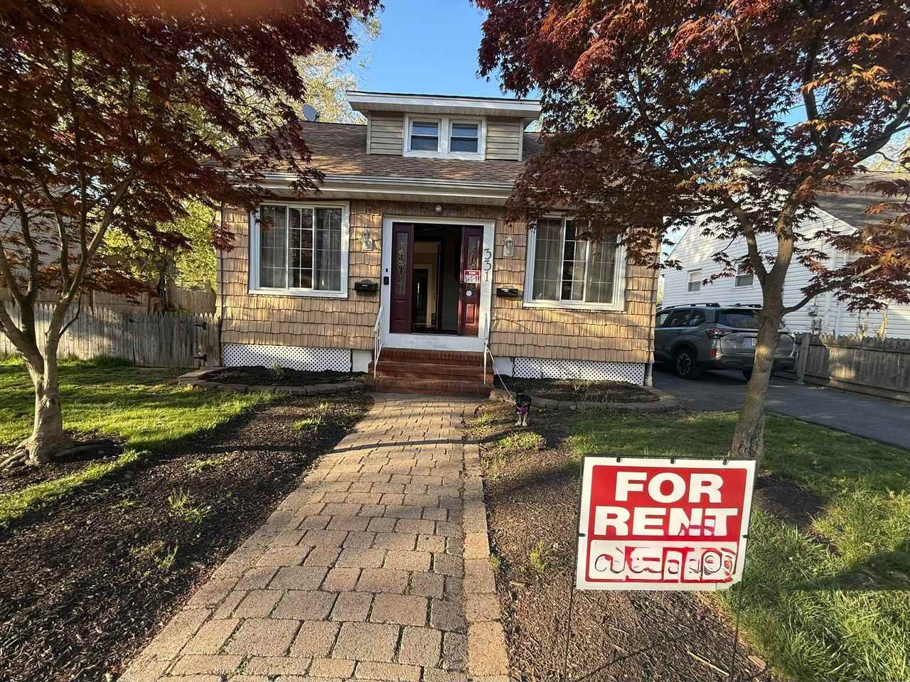 331 W Englewood Ave #1 - Photo 3 of 15