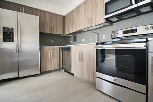 900 S Ashland Ave - Photo 1 of 1