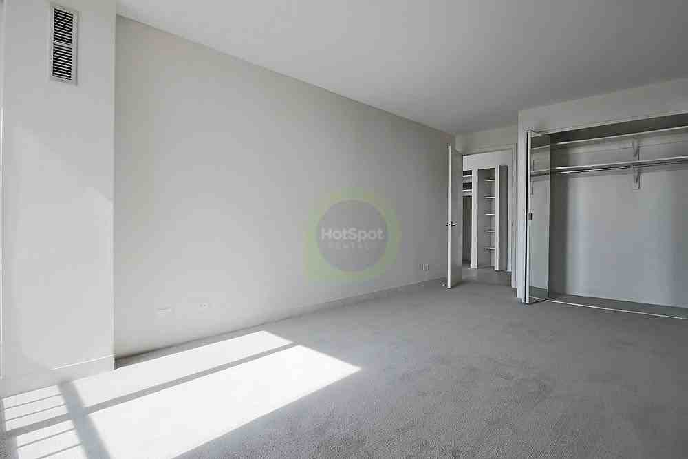 900 S Ashland Ave - Photo 6 of 14