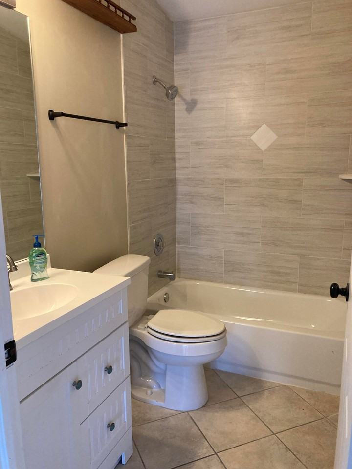 5232 Raintree Ln - Photo 2 of 18