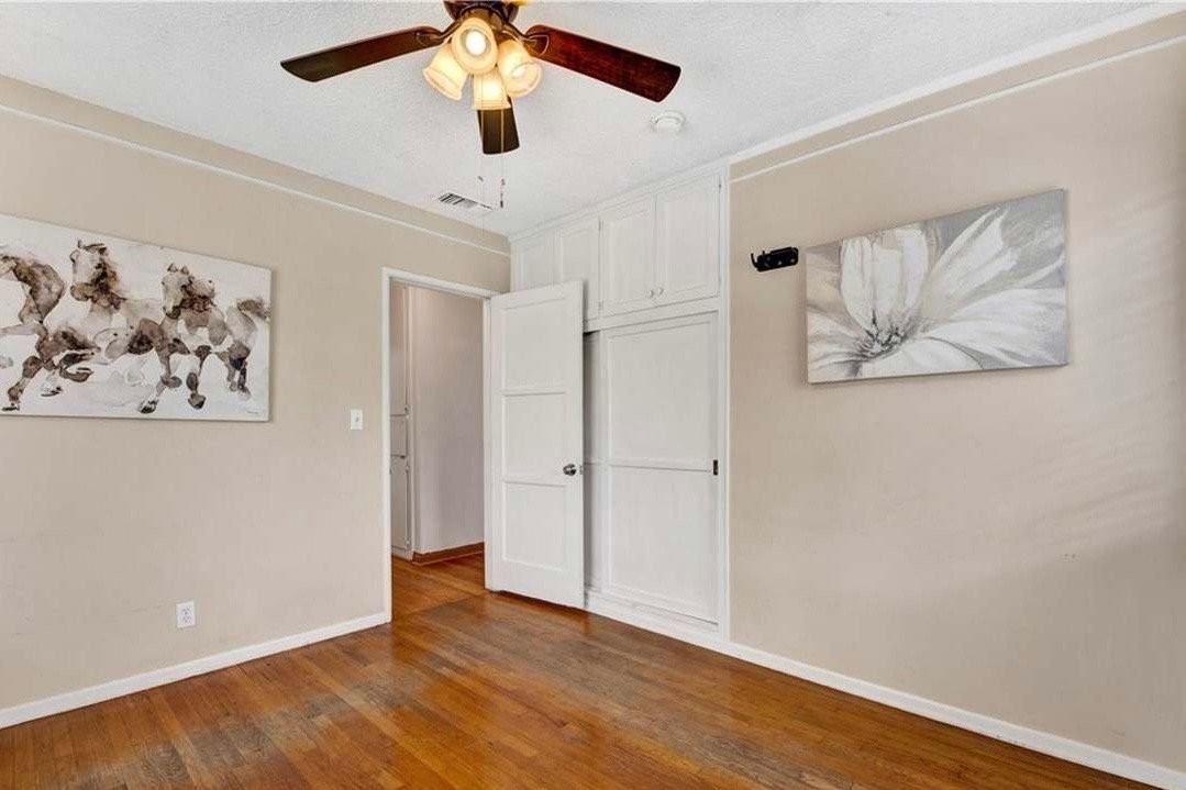 11120 Townley Dr - Photo 4 of 16