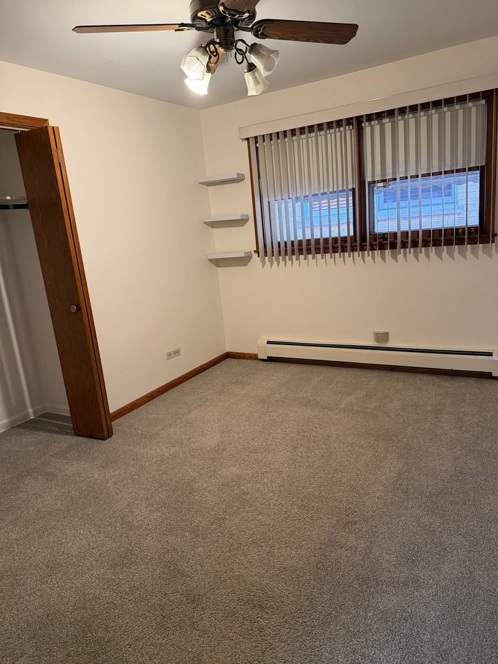 6614 W Devon Ave #1 - Photo 4 of 12