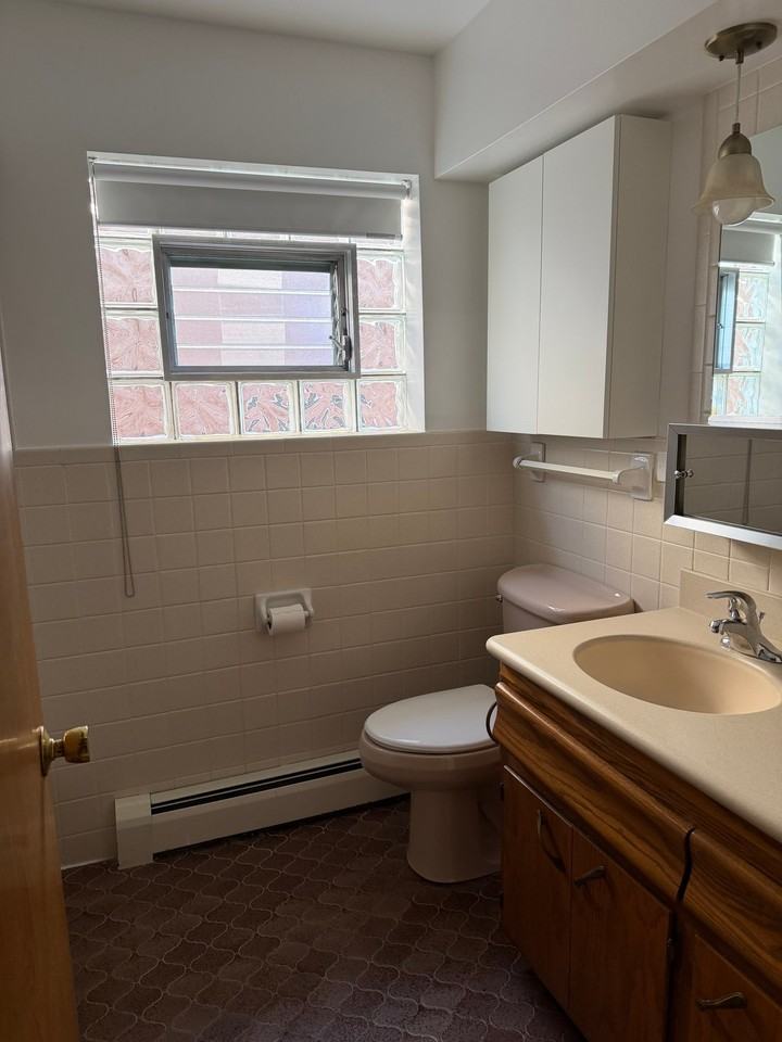 6614 W Devon Ave #1 - Photo 6 of 12