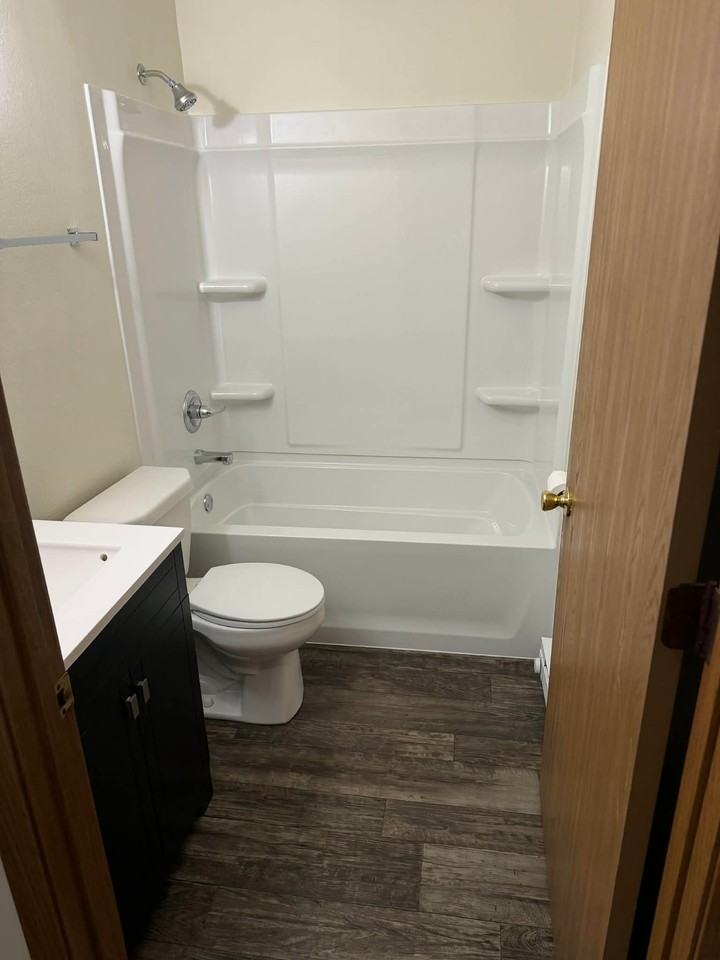 700 Meadow Ln #28 - Photo 6 of 13