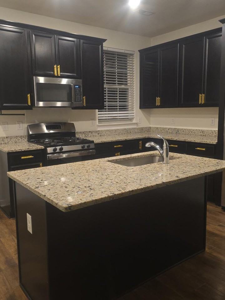 44 Wil - Photo 2 of 2