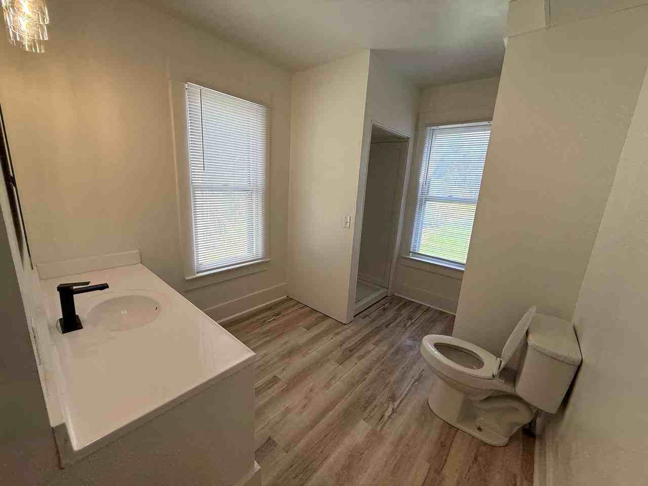 147 15th St - Photo 6 of 10