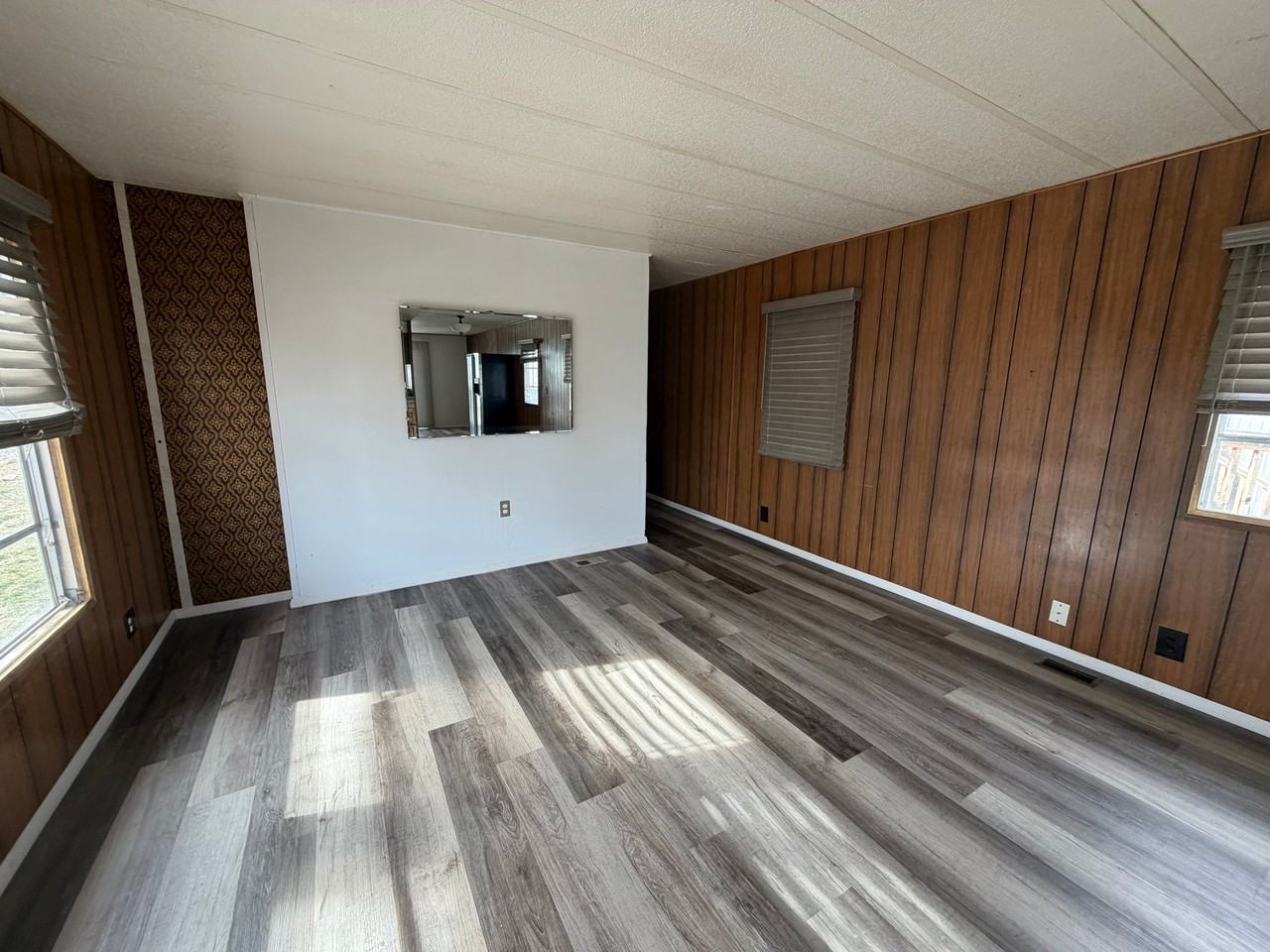 227 4th St N - Photo 6 of 20