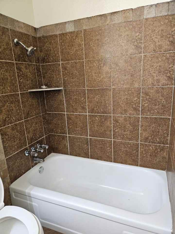 2942 Bernice St - Photo 7 of 7