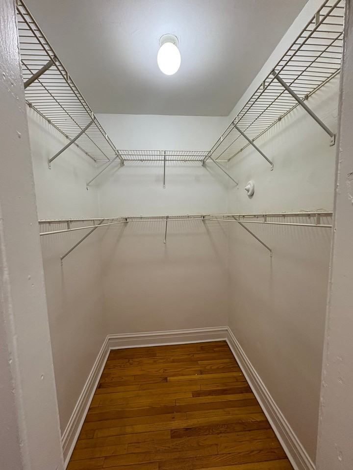 824 S Austin Blvd - Photo 6 of 18