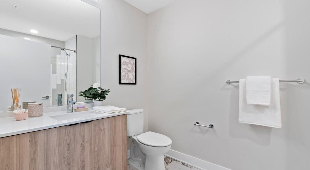 1117 W Van Buren St - Photo 7 of 16