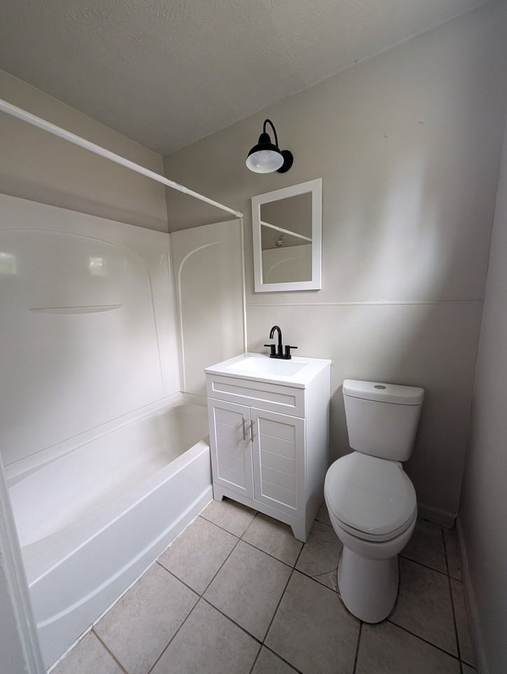 622N N 12th St #1 - Photo 6 of 6