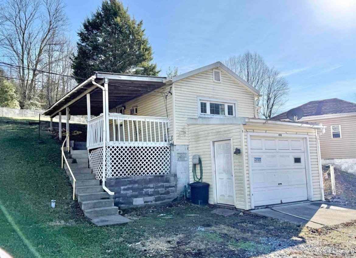 818 Victory Ave #818A - Photo 2 of 13