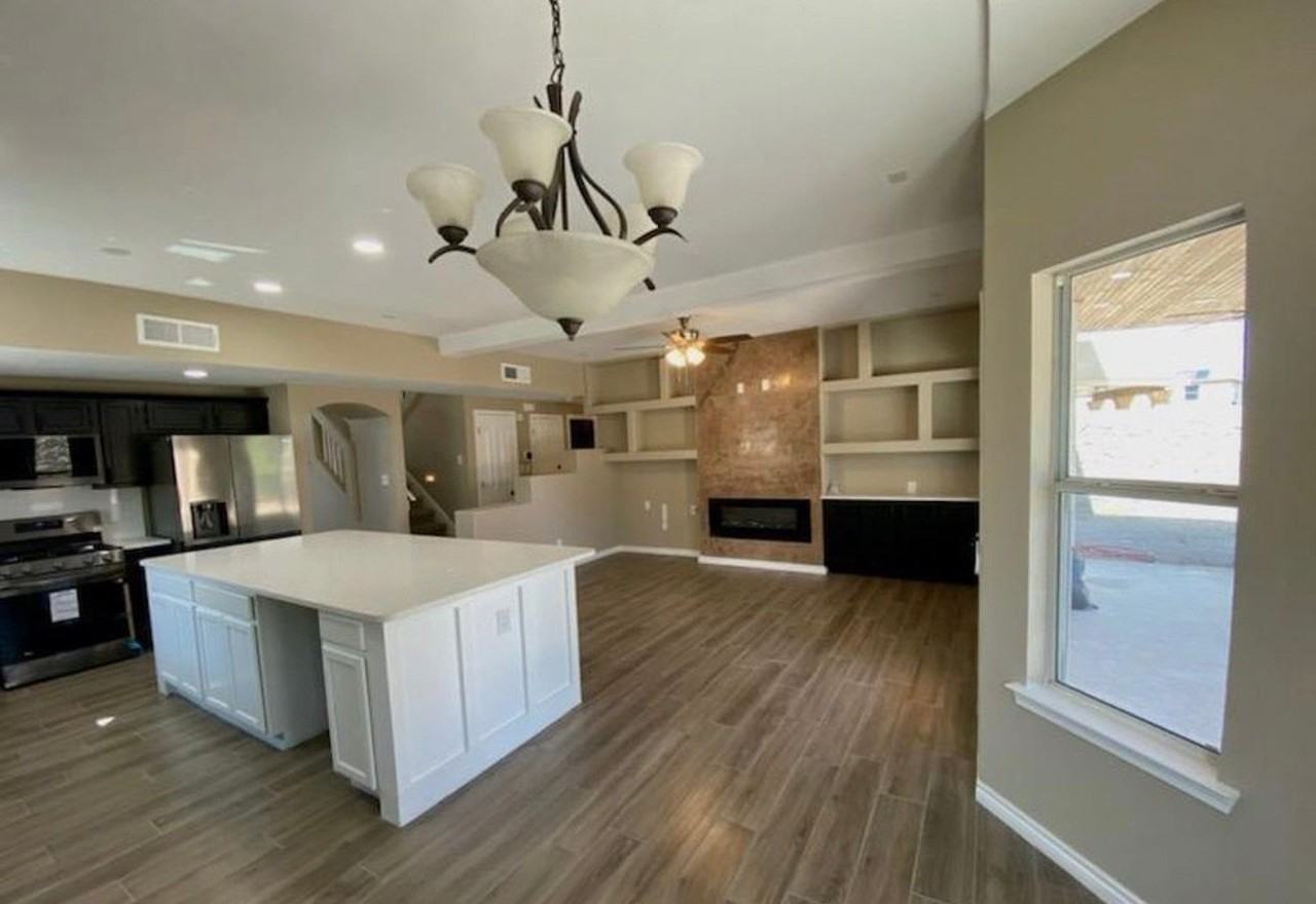 753 Desert Star Dr - Photo 4 of 21