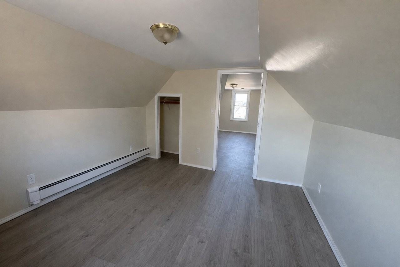 446 Baker Pl #2 - Photo 3 of 7