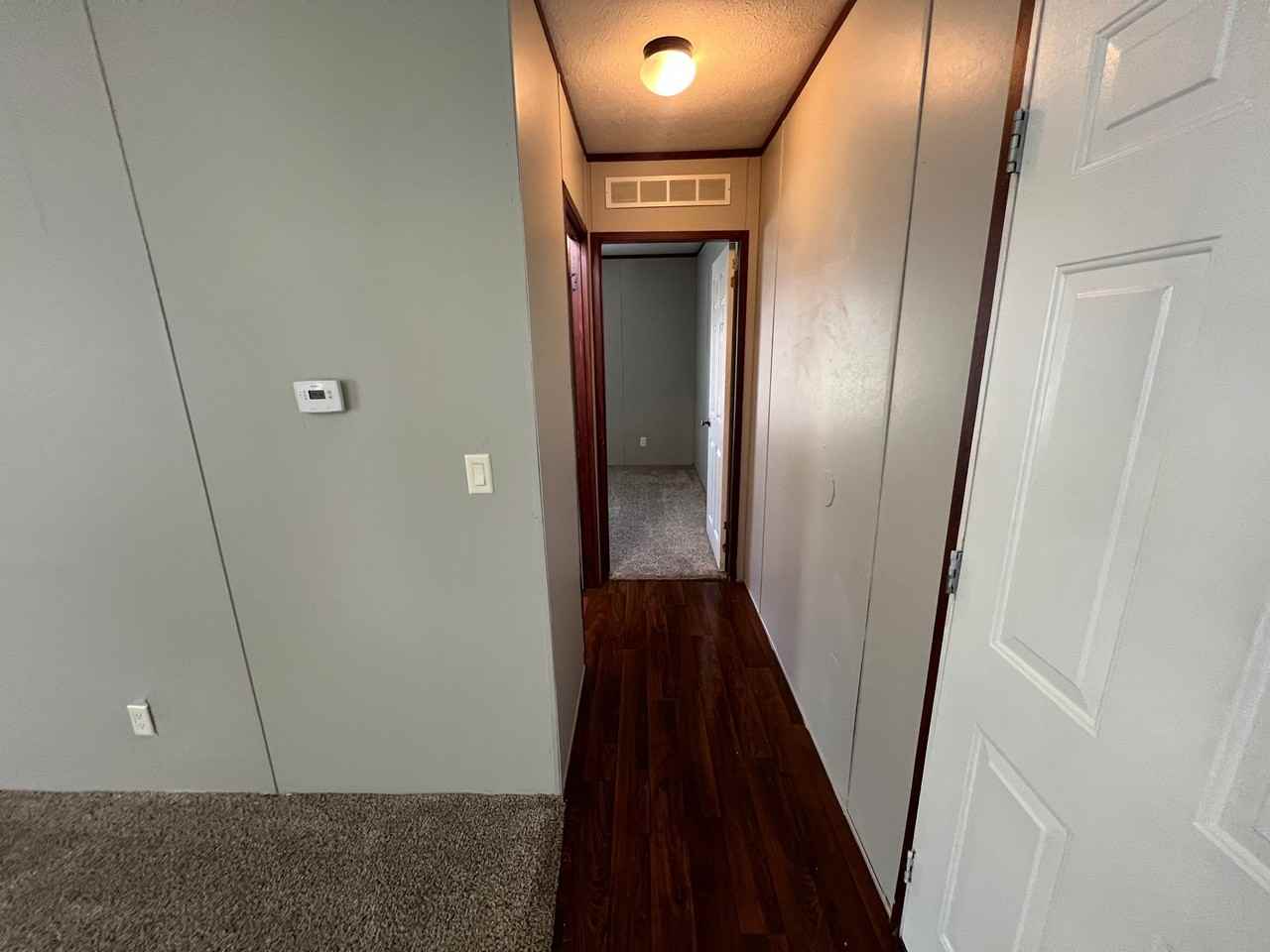 191 Peach St - Photo 2 of 10