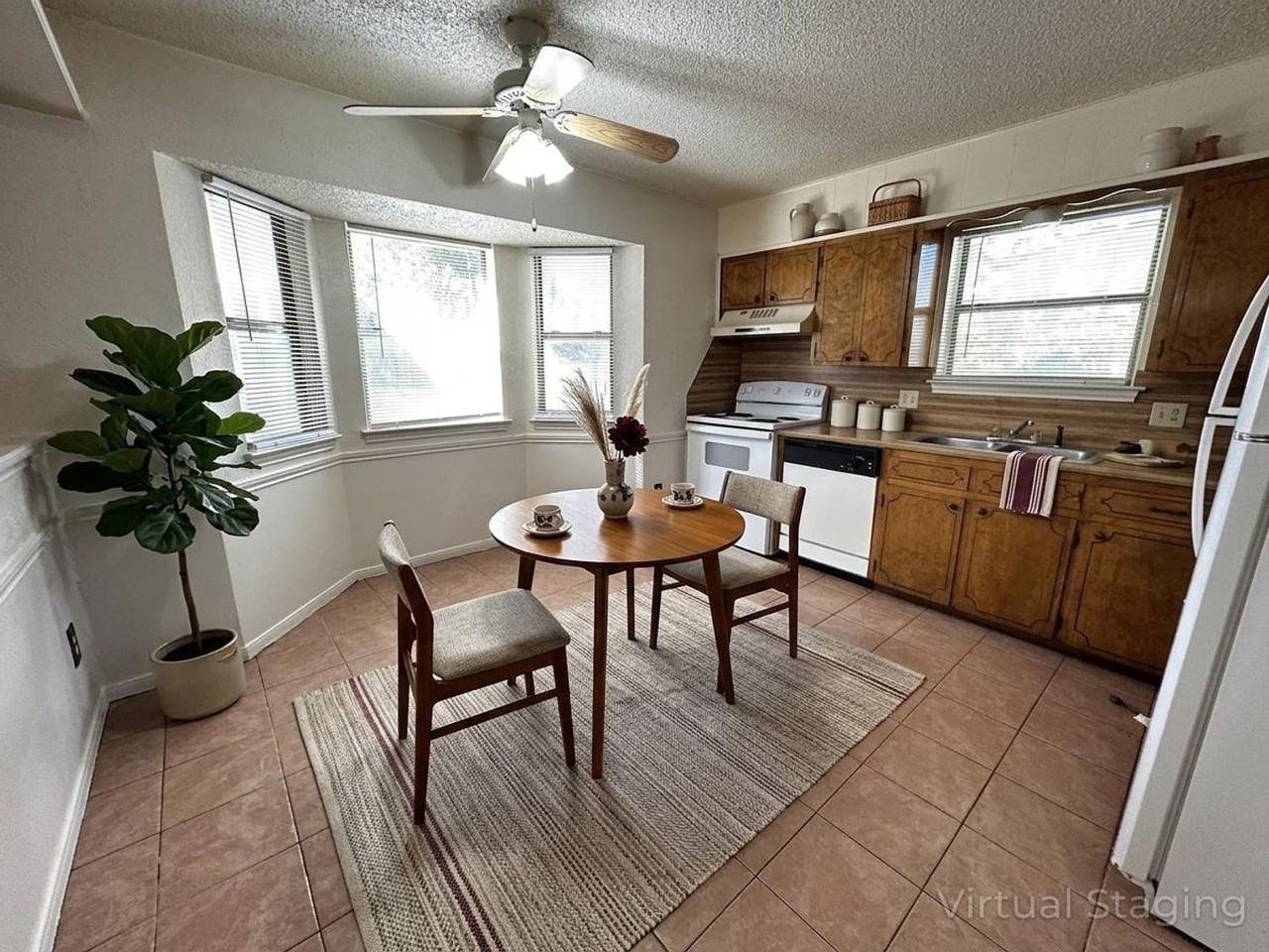 215 Bridle Dr - Photo 7 of 25