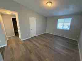 featured image of 401 N Ash St