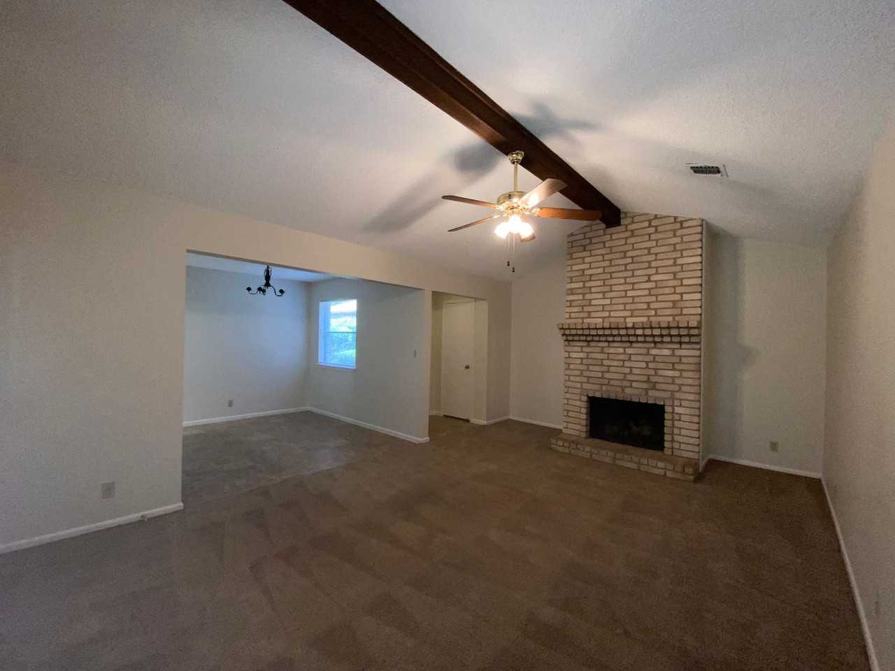 7214 Rimwood - Photo 3 of 7