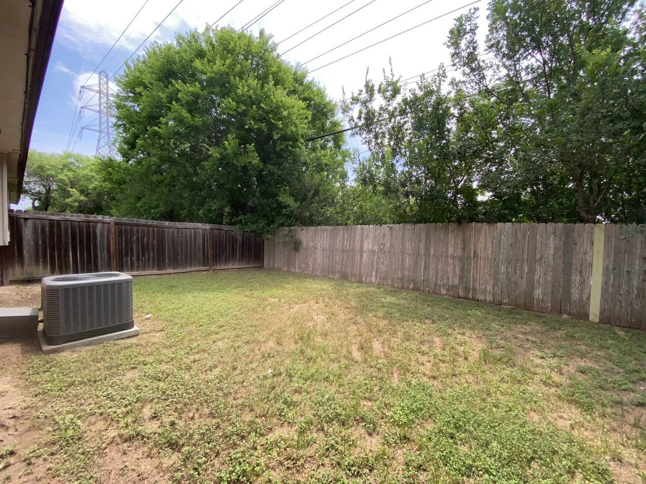 7214 Rimwood - Photo 7 of 7