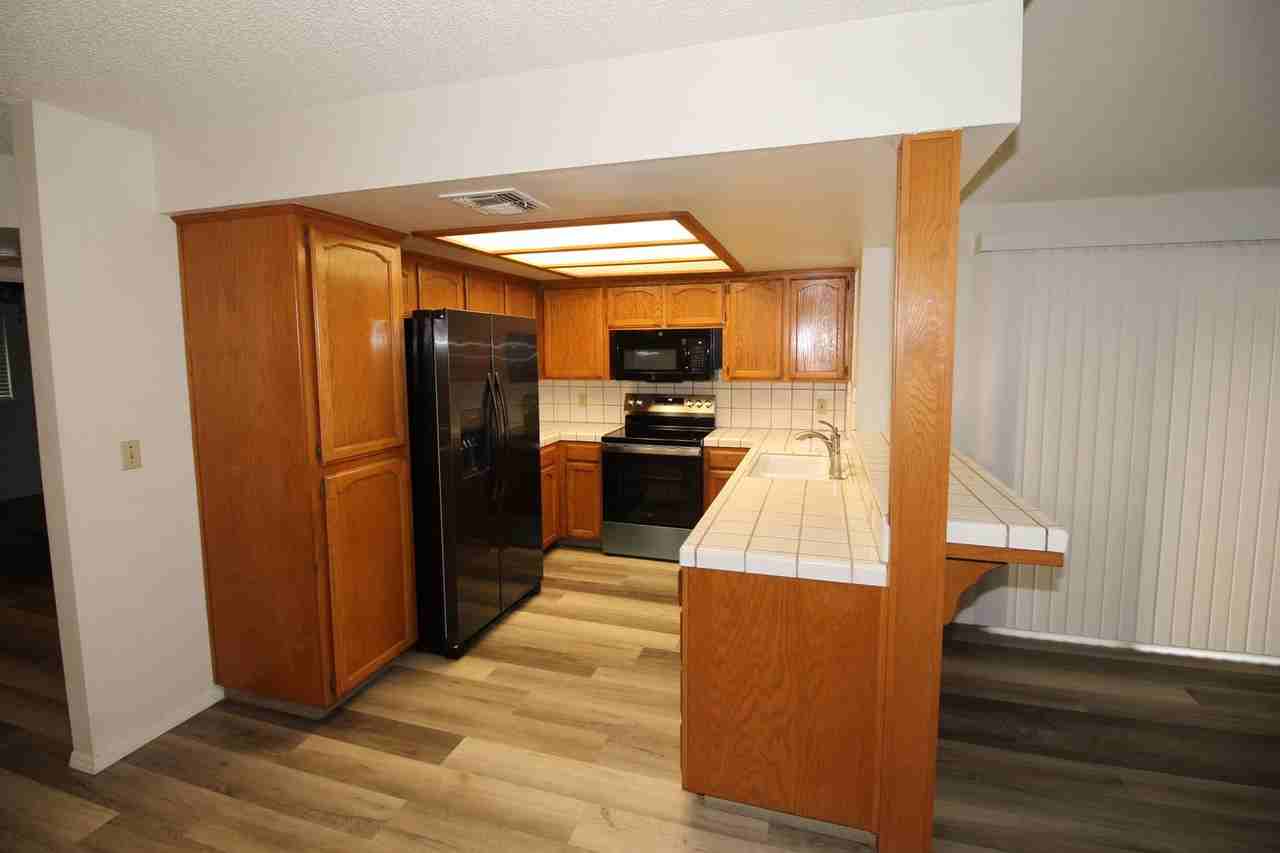 5110 W Kadota Ave - Photo 7 of 20