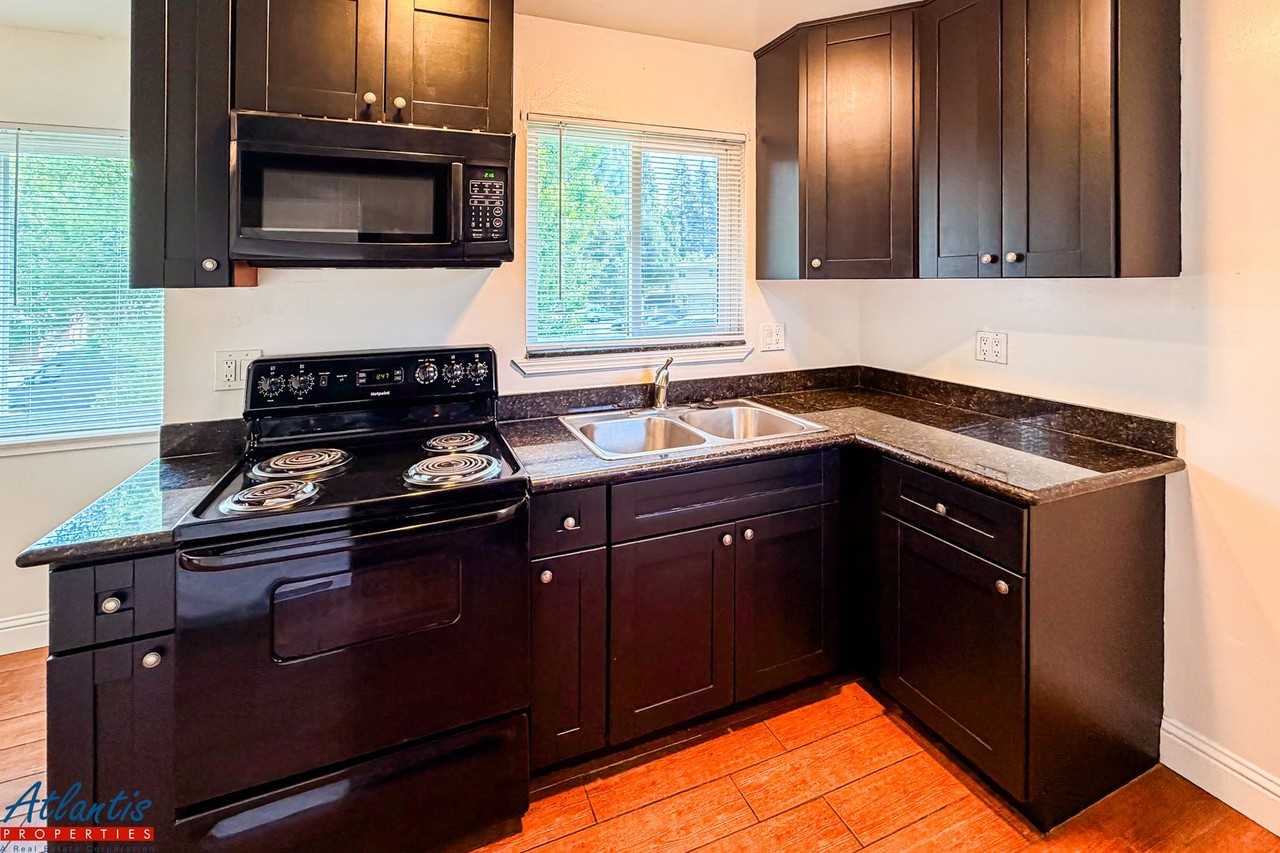 Alden Way 3537 - Photo 5 of 21