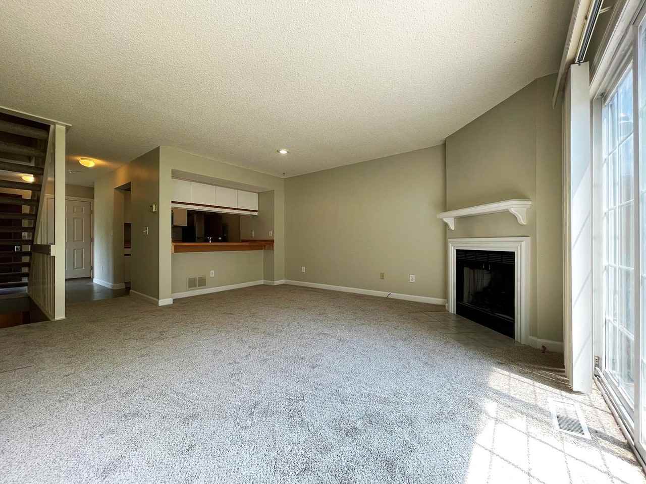 2059 Coleman Dr - Photo 6 of 23