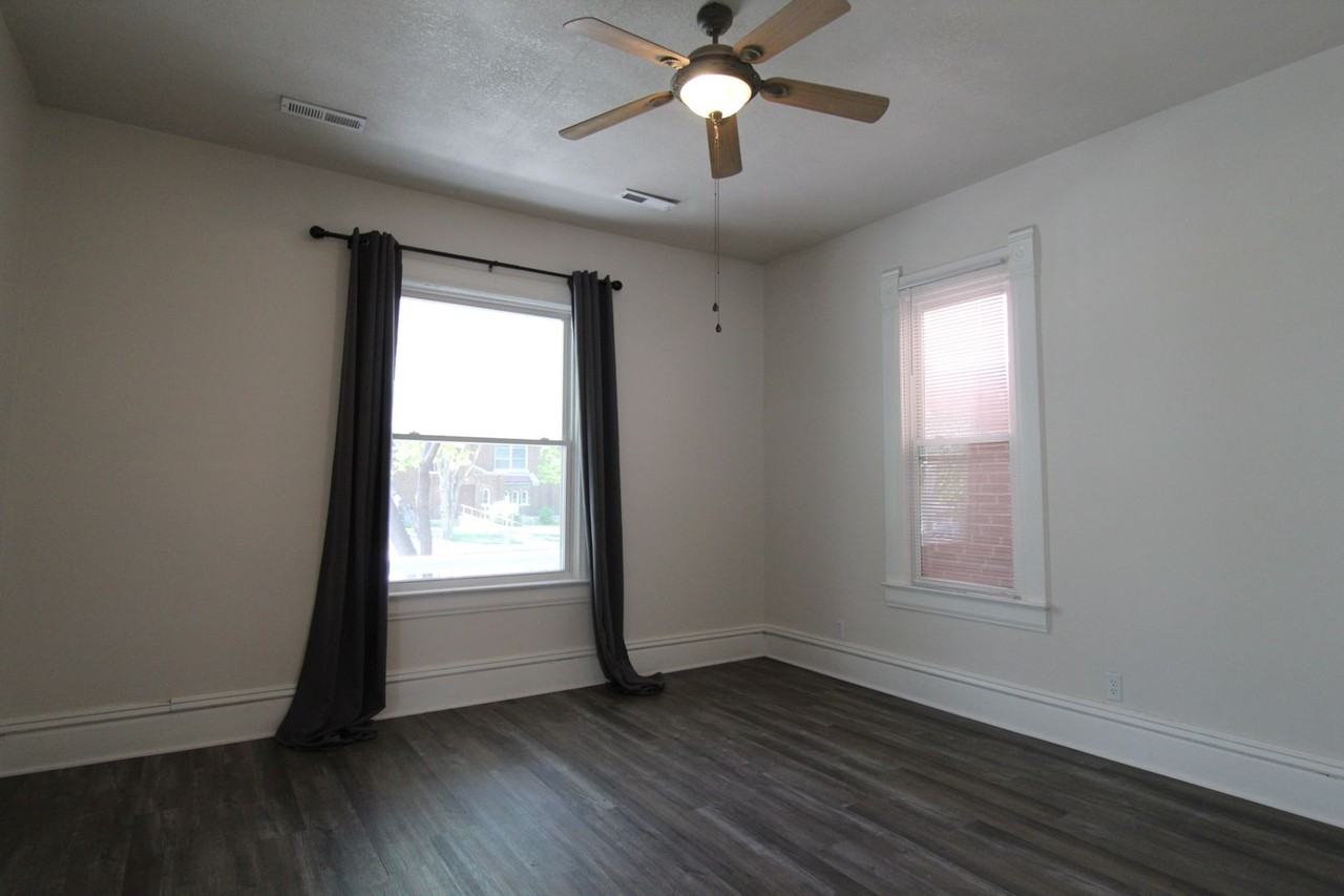 273 Orchard St - Photo 2 of 11