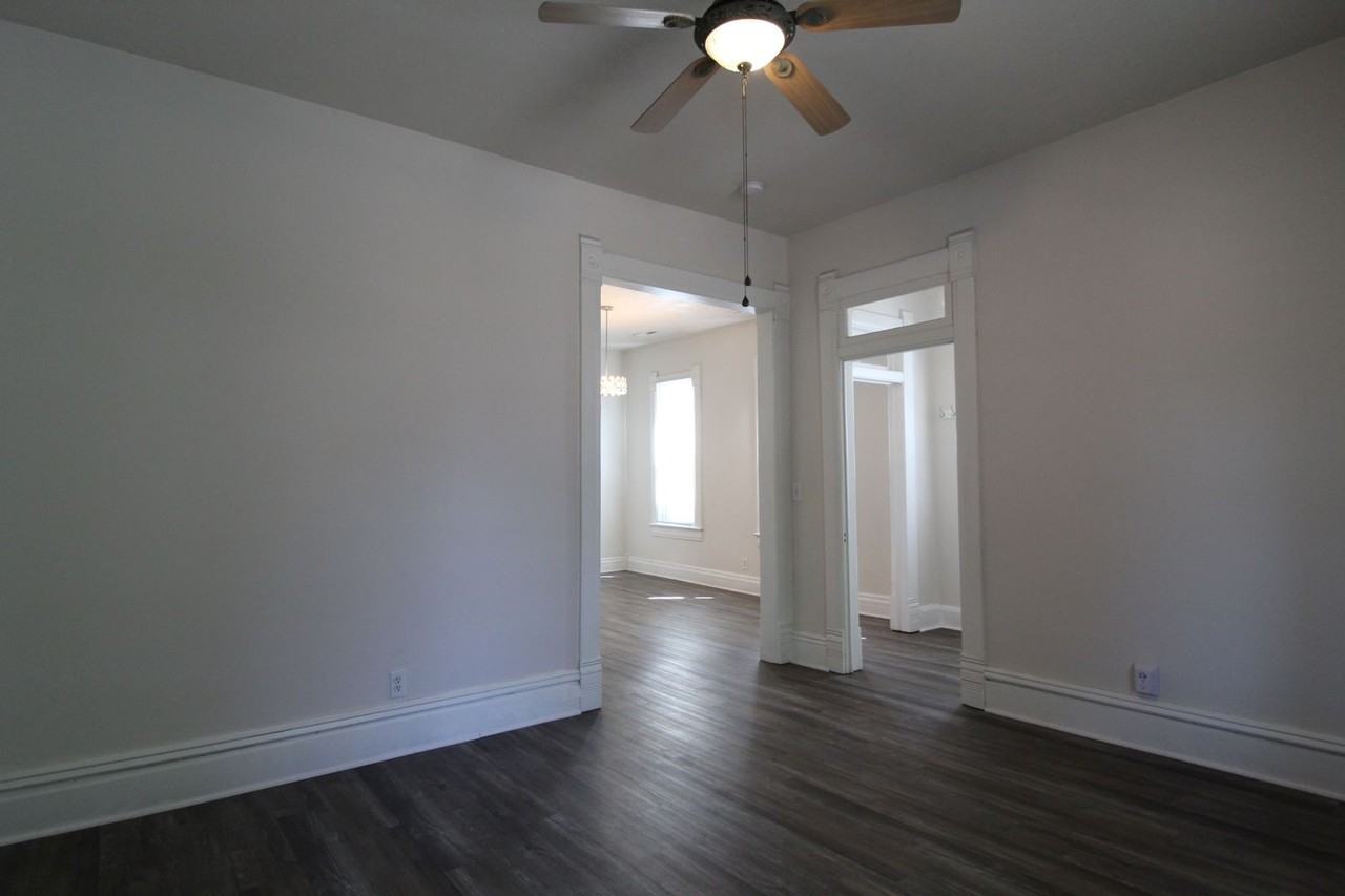 273 Orchard St - Photo 3 of 11