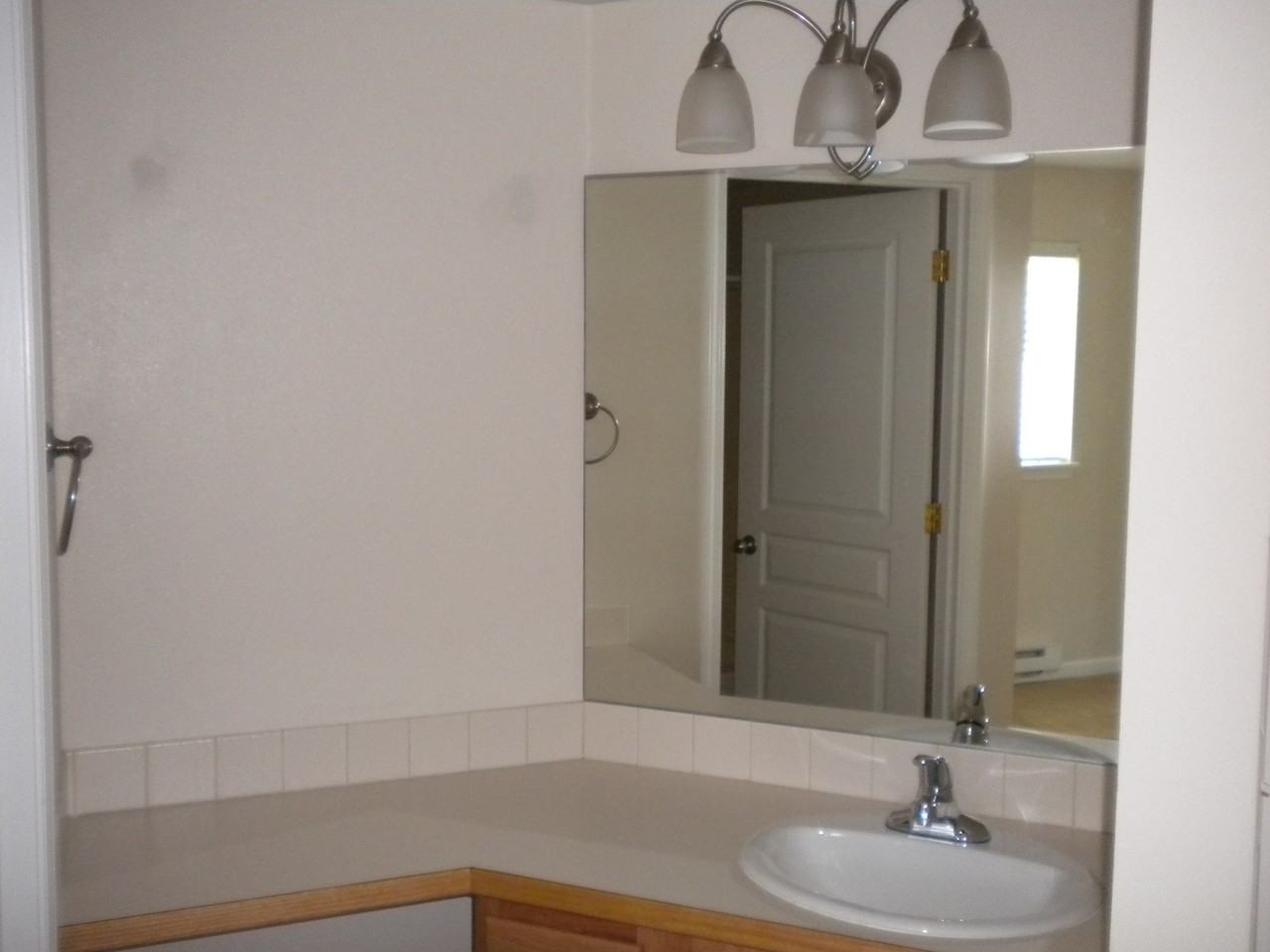 2946 Matt Dr - Photo 4 of 11