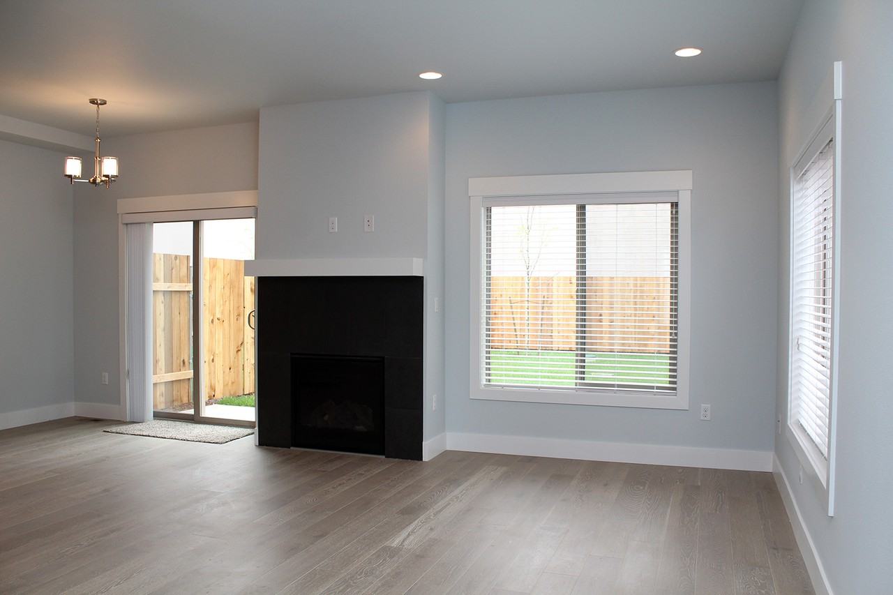 827 Nw Victoria Ave - Photo 6 of 29